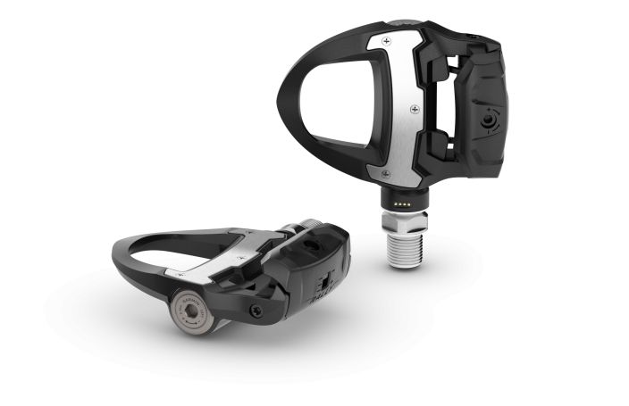 Poljin Garmin Rally RS210 Seuraa suorituskykyasi kahden anturin tehoa mittaavilla Rally RS210 -polkimilla, jotka antavat