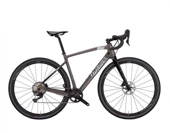 Wilier Jena GRX 1x Smokey M Runko: JENA - CARBON MONOCOQUE 60TON Etuhaarukka: JENA - CARBON MONOCOQUE 60TON Vaihteet: 1x11