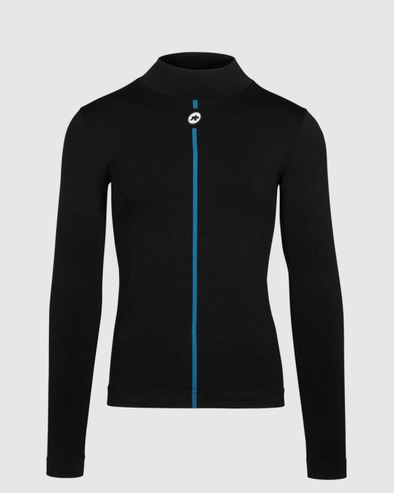 Aluspaita Assos Winter Long Sleeve A long-sleeved base layer tuned for the cold, demanding conditions of winter riding,