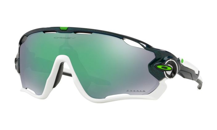 Jawbreaker Metallic Green Prizm Jade Iridium Jawbreaker™ is the ultimate sport design - answering the demands of world-class