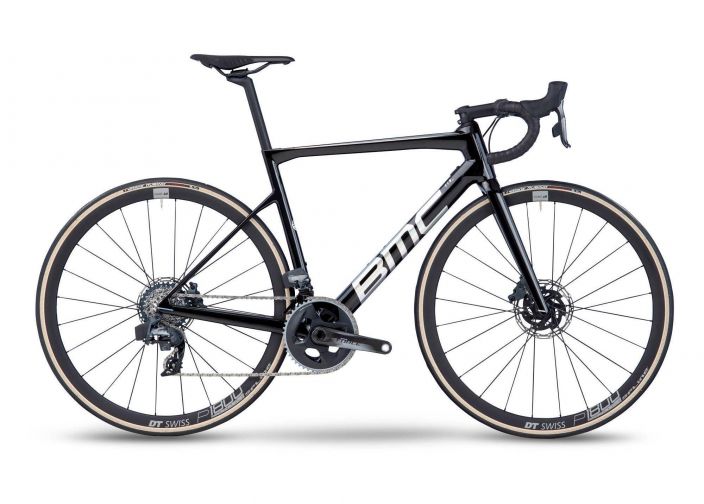 BMC TeamMachine SLR Two 54 Runko: Teammachine SLR Carbon Etuhaarukka: Teammachine SLR Carbon Vaihteet: 2x12 Eturattaat: SRAM