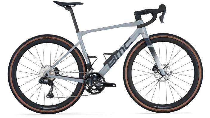 BMC Kaius 01 Three 58 MY26 Runko: Kaius 01 Premium Carbon with Aerocore Design | ICS Technology Stealth Cable Routing |
